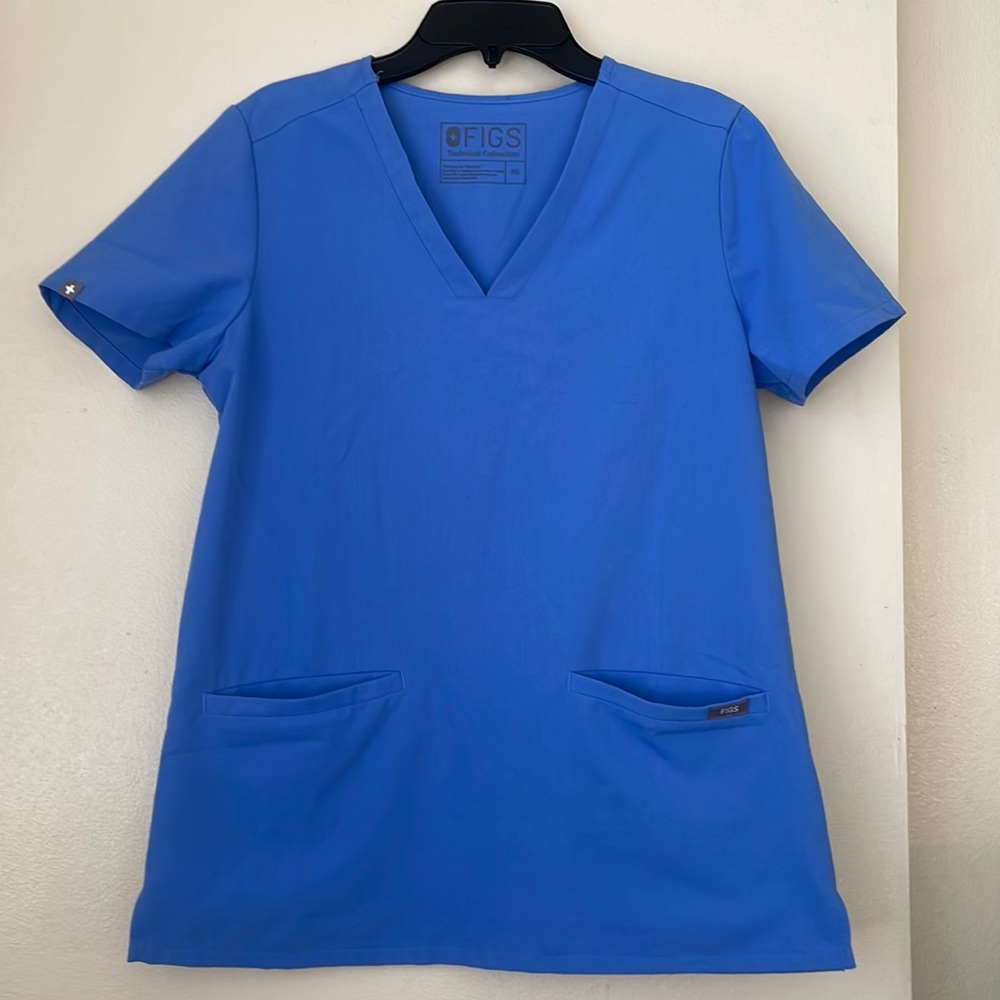 FIGS Scrub Top